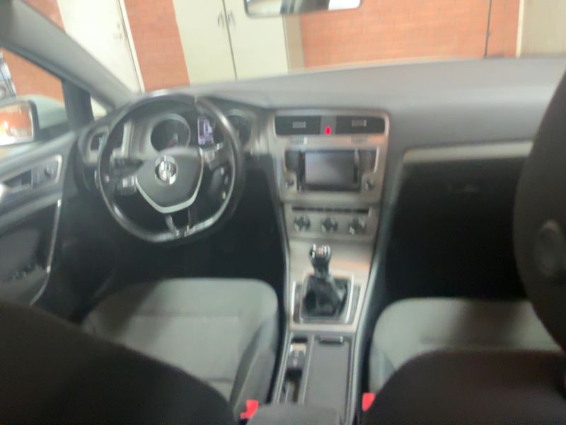 Volkswagen Golf VII 1.6 TDI Comfortline BlueMotion Tech 2014 – снимка 18
