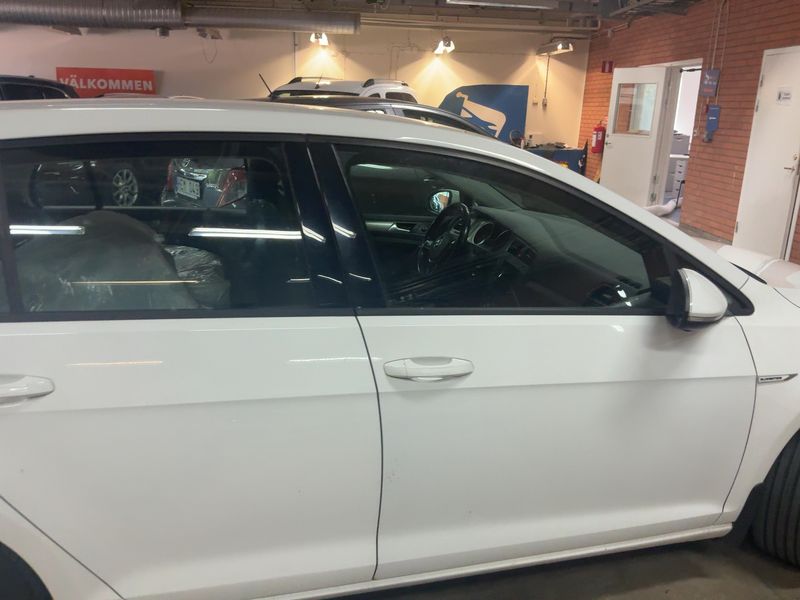 Volkswagen Golf VII 1.6 TDI Comfortline BlueMotion Tech 2014 – снимка 10