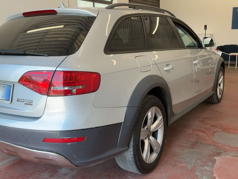 Audi A4 Allroad 2.0 TDI 2009 – снимка на щета