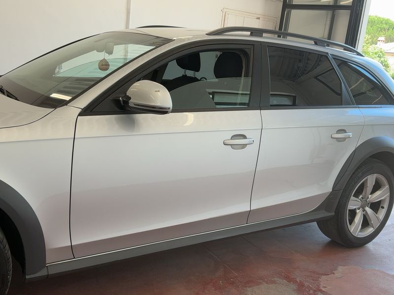 Audi A4 Allroad 2.0 TDI 2009 – снимка на щета