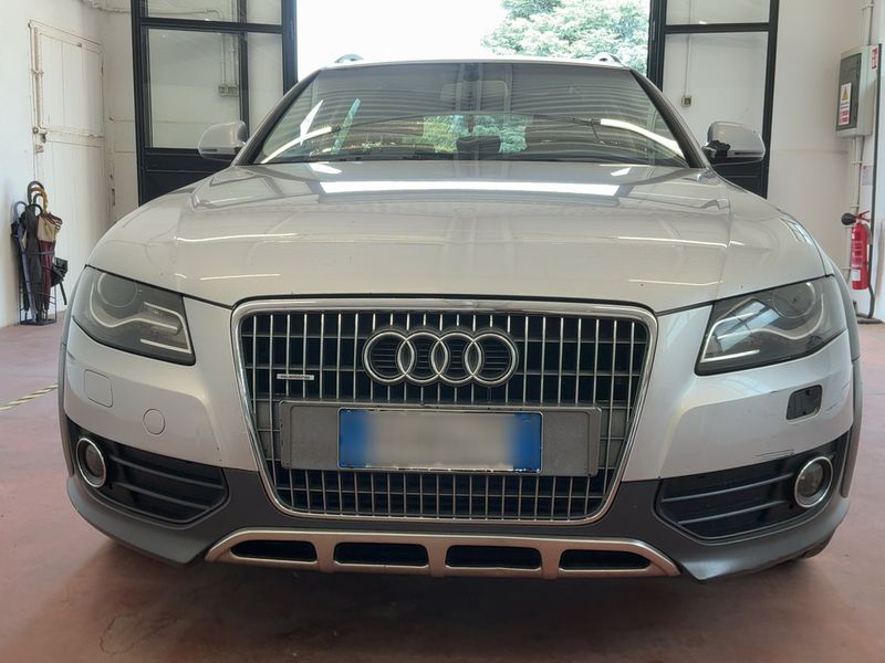Audi A4 Allroad 2.0 TDI 2009 – снимка 9