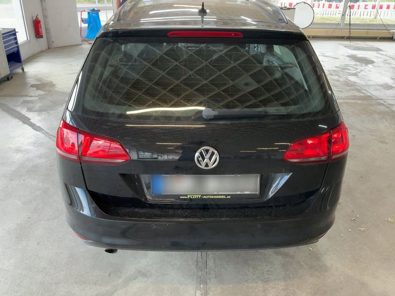 Volkswagen Golf VII 1.6 TDI Trendline BlueMotion Tech 2014 – снимка 7