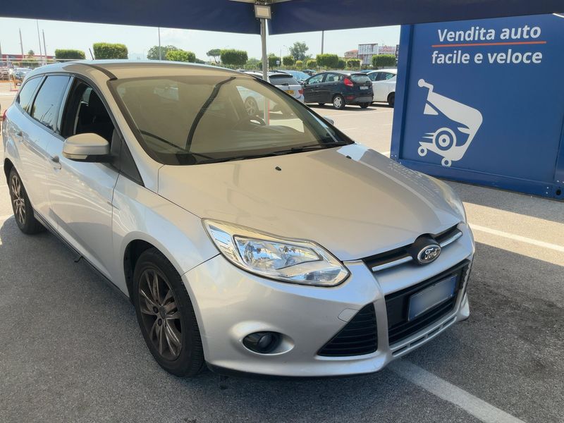 Ford Focus 1.6 TDCi 2013 – снимка 12