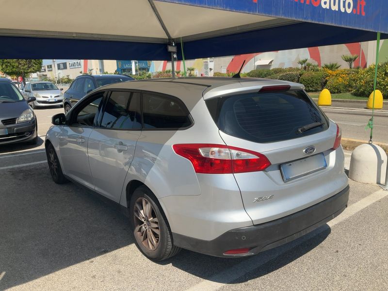 Ford Focus 1.6 TDCi 2013 – снимка 6
