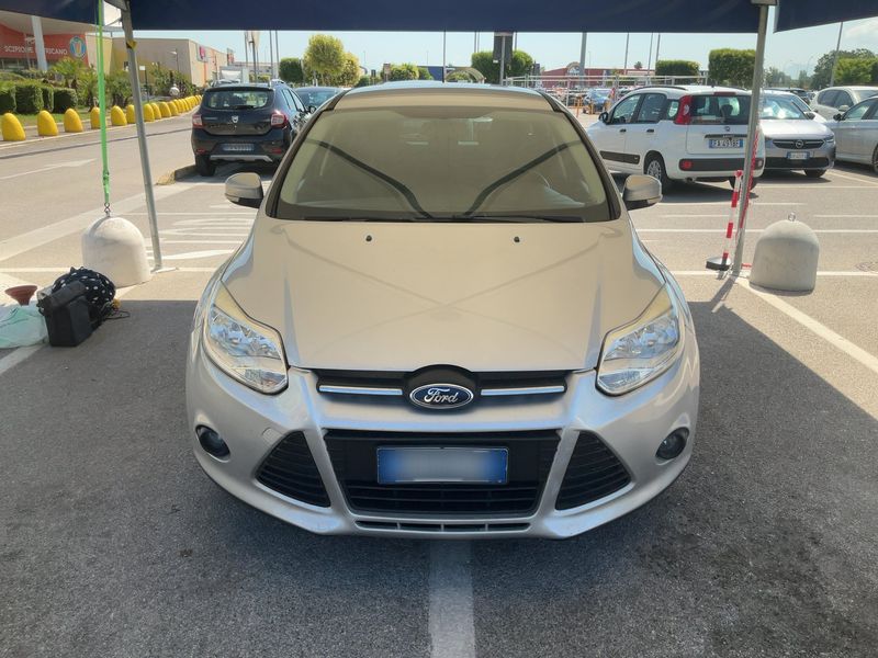 Ford Focus 1.6 TDCi 2013 – снимка 14