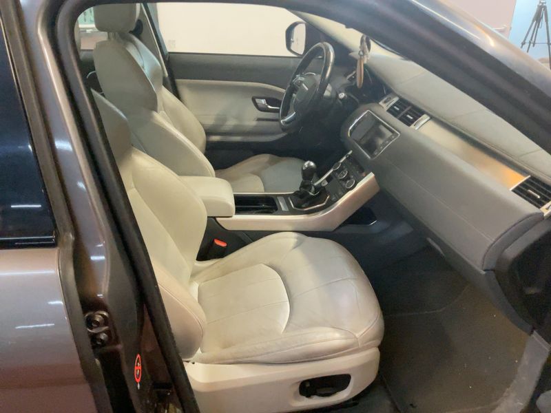 Land Rover Evoque 2.0 Td4 SE 2015 – снимка 16