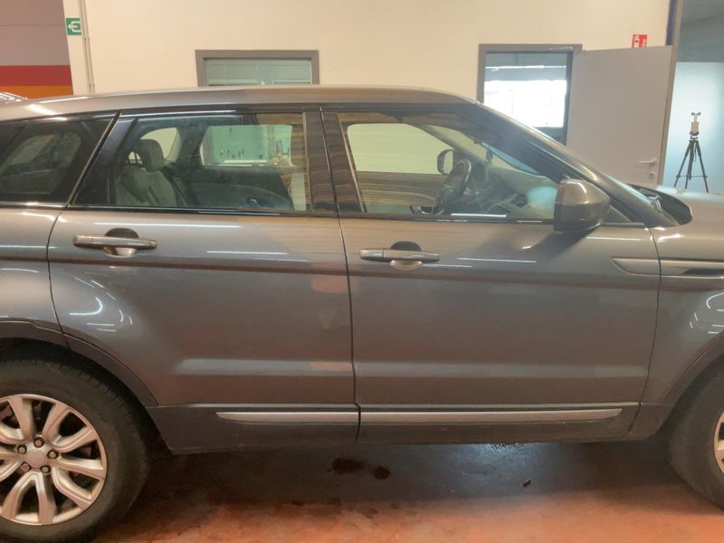 Land Rover Evoque 2.0 Td4 SE 2015 – снимка 10