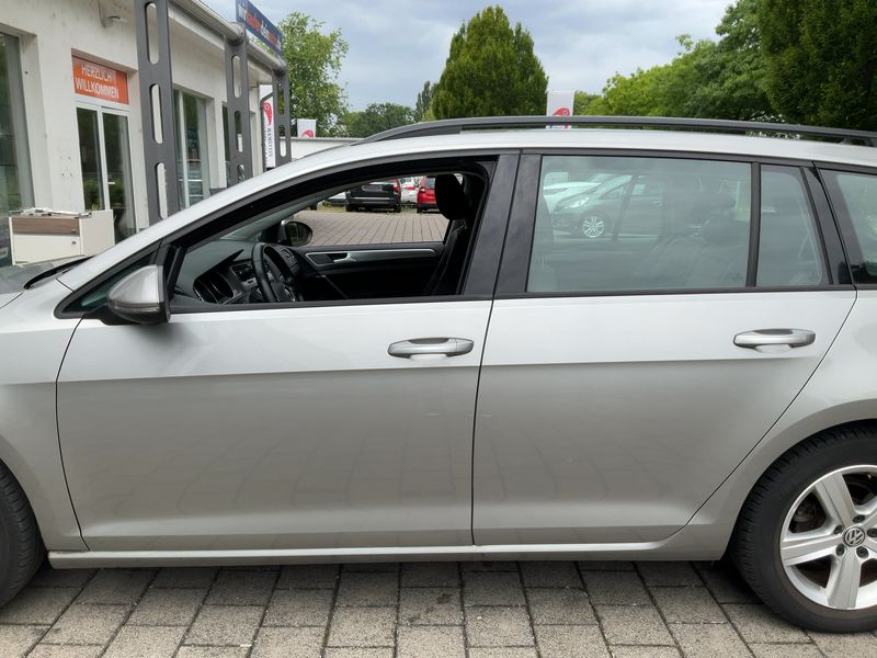 Volkswagen Golf VII 2.0 TDI Comfortline BlueMotion Tech 2014 – снимка 4