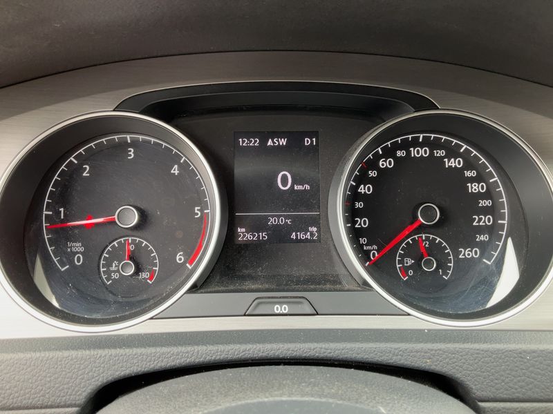 Volkswagen Golf VII 2.0 TDI Comfortline BlueMotion Tech 2014 – снимка 19