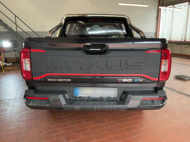 MAXUS T90 electric drive 130 kW Elite 2025 – снимка 7