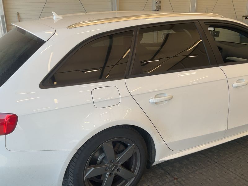 Audi A4 2.0 TFSI S line Sportpaket plus 2011 – снимка 8