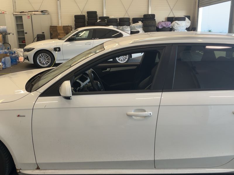 Audi A4 2.0 TFSI S line Sportpaket plus 2011 – снимка 4
