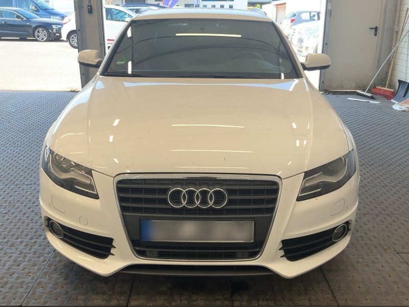 Audi A4 2.0 TFSI S line Sportpaket plus 2011 – снимка 14