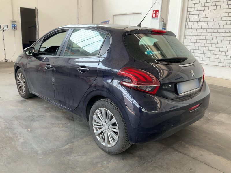 Peugeot 208 1.6 Blue-HDi Active 2016 – снимка 6