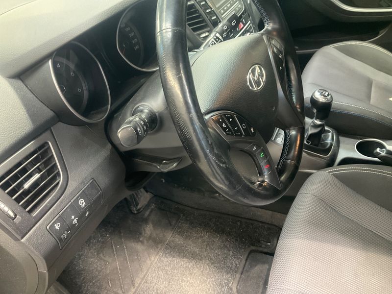 Hyundai i30 1.6 CRDi Passion blue 2016 – снимка 29
