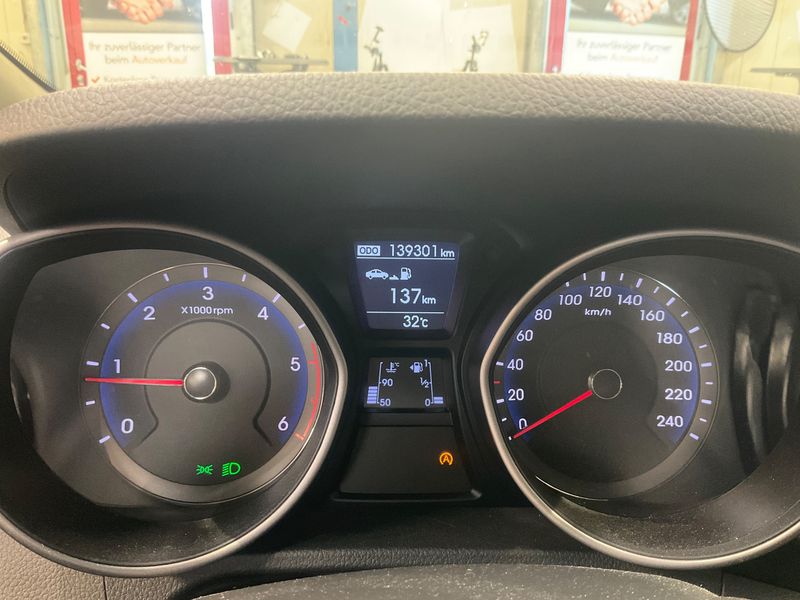 Hyundai i30 1.6 CRDi Passion blue 2016 – снимка 18