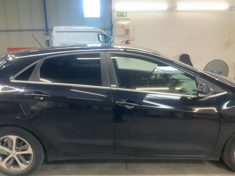 Hyundai i30 1.6 CRDi Passion blue 2016 – снимка 10