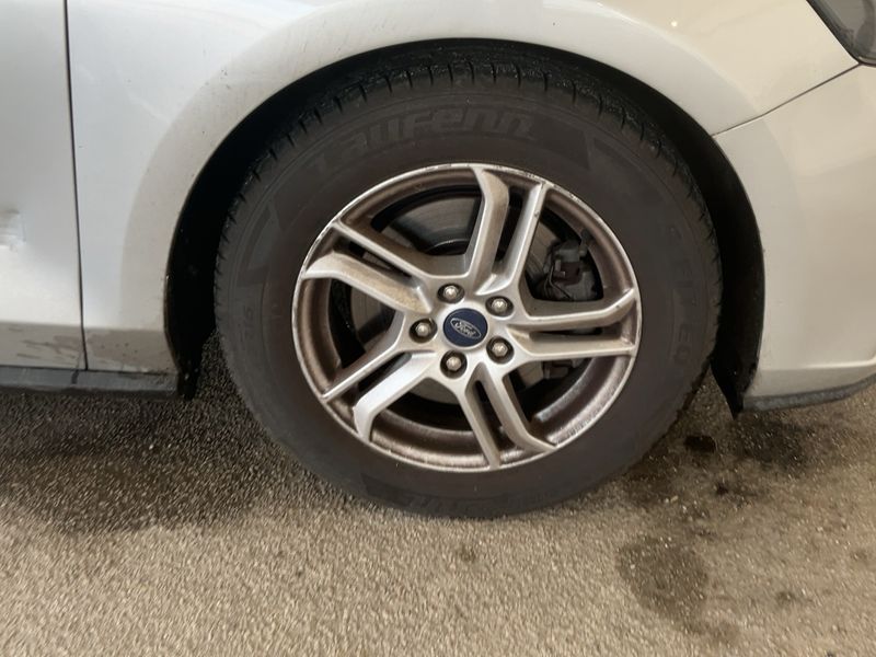 Ford Focus 1.5 TDCi EcoBlue Business 2019 – снимка 11