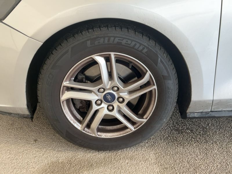 Ford Focus 1.5 TDCi EcoBlue Business 2019 – снимка 3