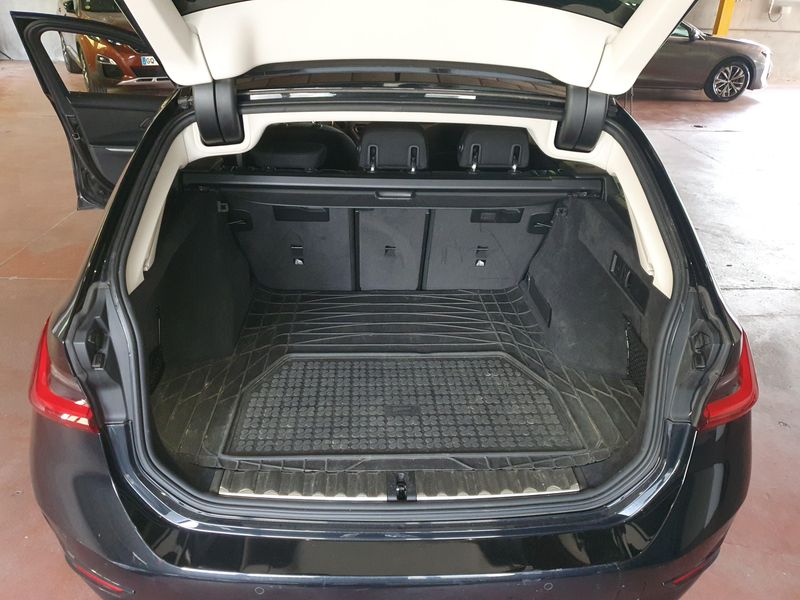 BMW 3er 320d Mild-Hybrid xDrive Advantage 2020 – снимка 16