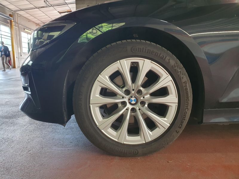 BMW 3er 320d Mild-Hybrid xDrive Advantage 2020 – снимка 3