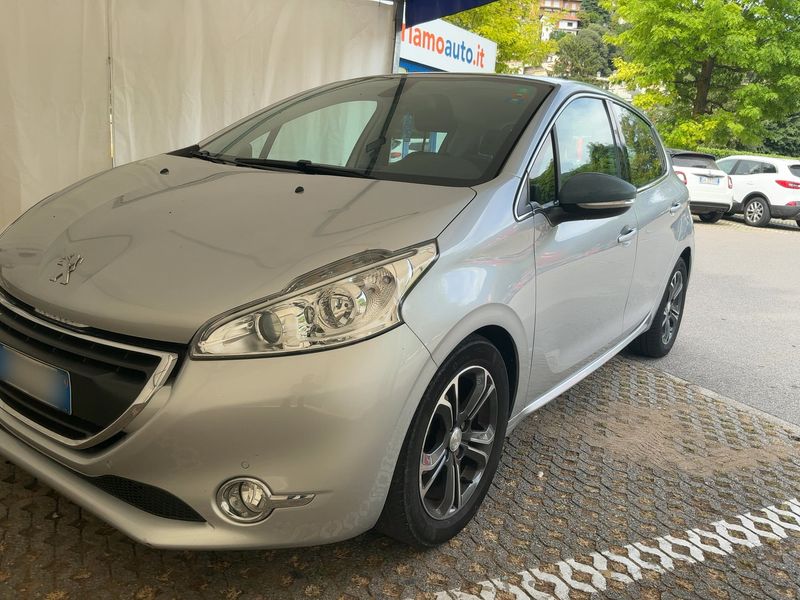 Peugeot 208 1.6 HDi Allure 2014 – снимка 2