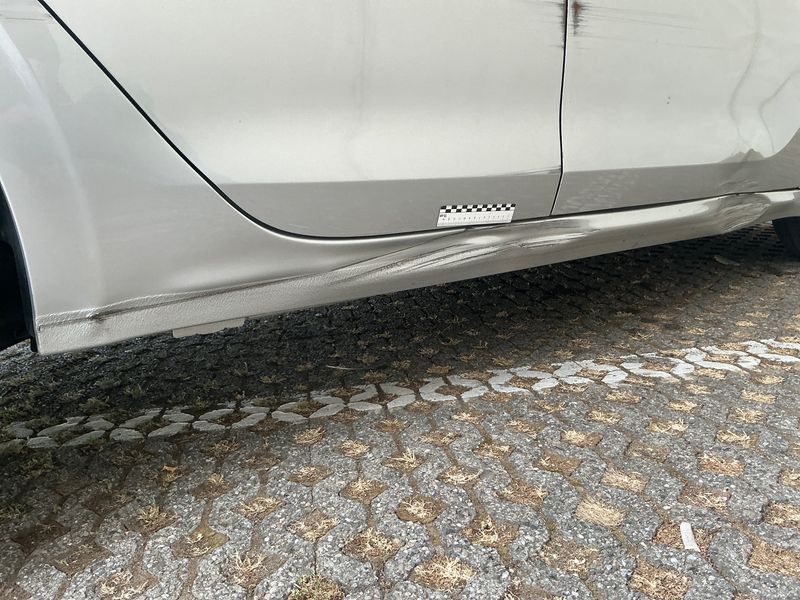 Peugeot 208 1.6 HDi Allure 2014 – снимка 21