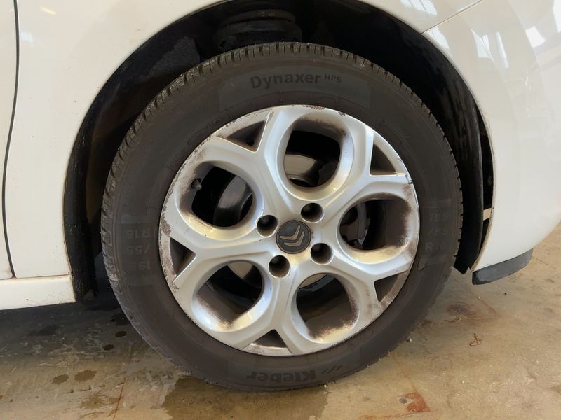 Citroen C3 1.2 VTi Collection 2014 – снимка 11