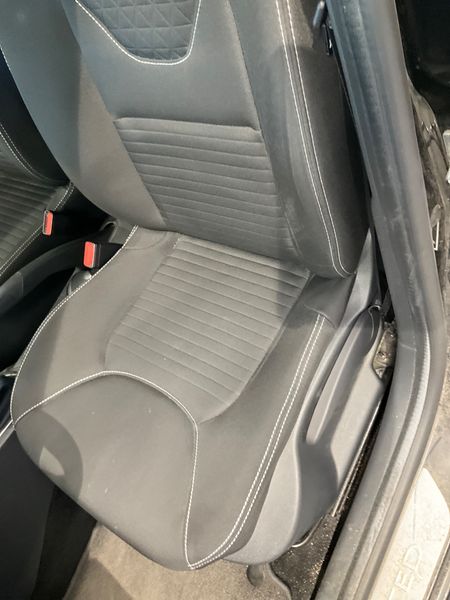 Renault Clio 0.9 Energy Limited 2018 – снимка 28