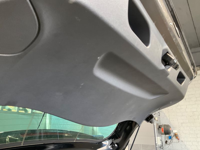 Renault Clio 0.9 Energy Limited 2018 – снимка 23
