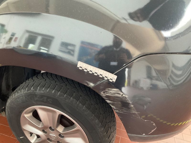 Dacia Duster 1.5 dCi Laureate 4x2 2014 – снимка 28
