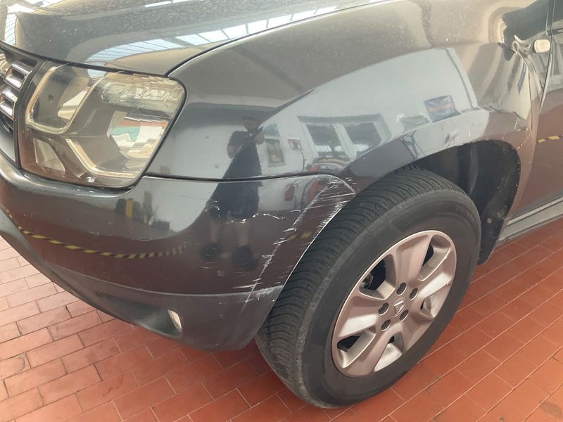 Dacia Duster 1.5 dCi Laureate 4x2 2014 – снимка 32