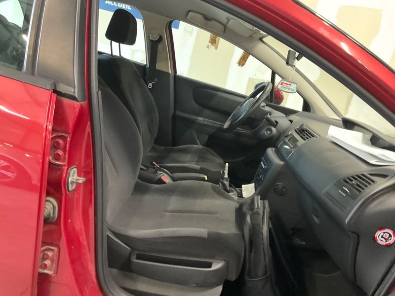 Citroen C4 1.6 HDi Confort 2010 – снимка 3