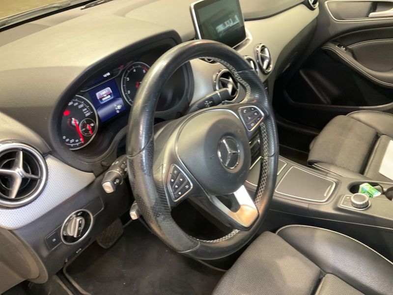 Mercedes-Benz B-Klasse B 220 CDI Urban 2016 – снимка 28