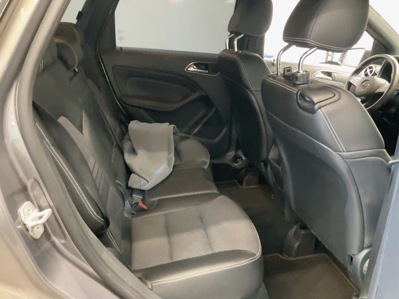 Mercedes-Benz B-Klasse B 220 CDI Urban 2016 – снимка 20