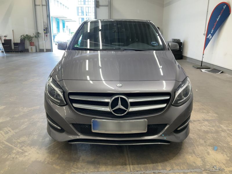 Mercedes-Benz B-Klasse B 220 CDI Urban 2016 – снимка 14