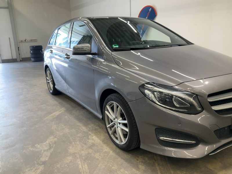 Mercedes-Benz B-Klasse B 220 CDI Urban 2016 – снимка 12