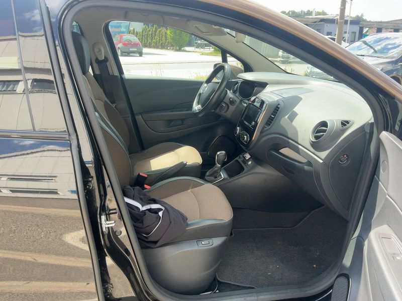 Renault Captur 1.2 TCe Energy Crossborder 2017 – снимка 17
