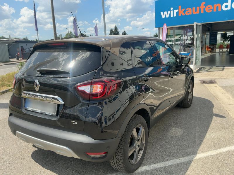 Renault Captur 1.2 TCe Energy Crossborder 2017 – снимка 8