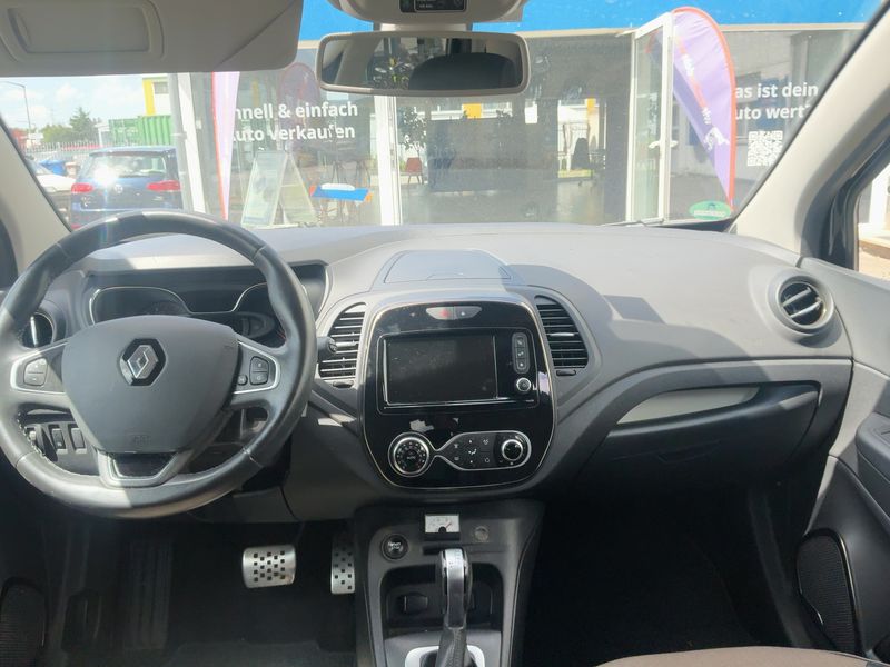 Renault Captur 1.2 TCe Energy Crossborder 2017 – снимка 18