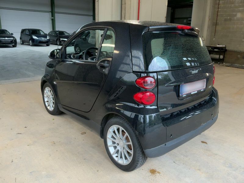 Smart fortwo 1.0 Micro Hybrid Drive pure 2011 – снимка 6