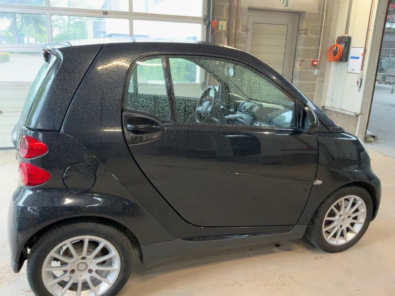 Smart fortwo 1.0 Micro Hybrid Drive pure 2011 – снимка 10