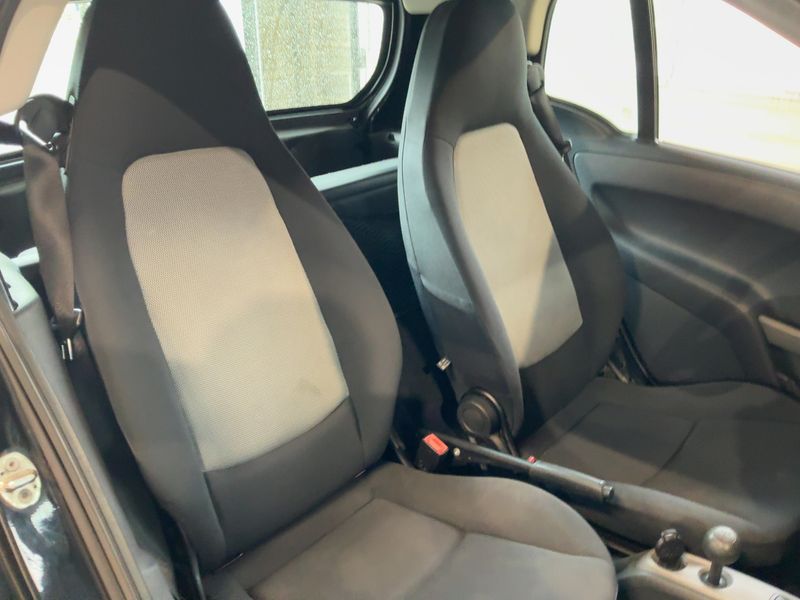 Smart fortwo 1.0 Micro Hybrid Drive pure 2011 – снимка 19