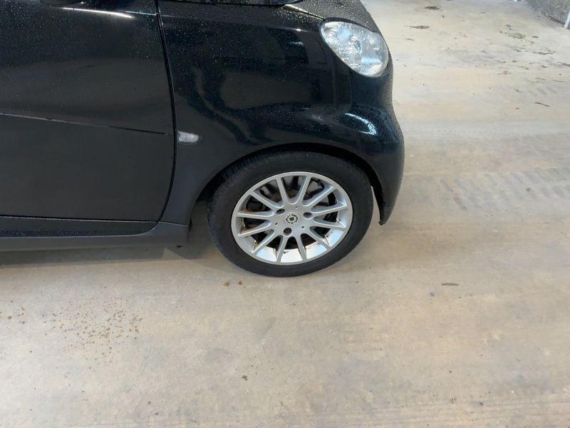 Smart fortwo 1.0 Micro Hybrid Drive pure 2011 – снимка 11