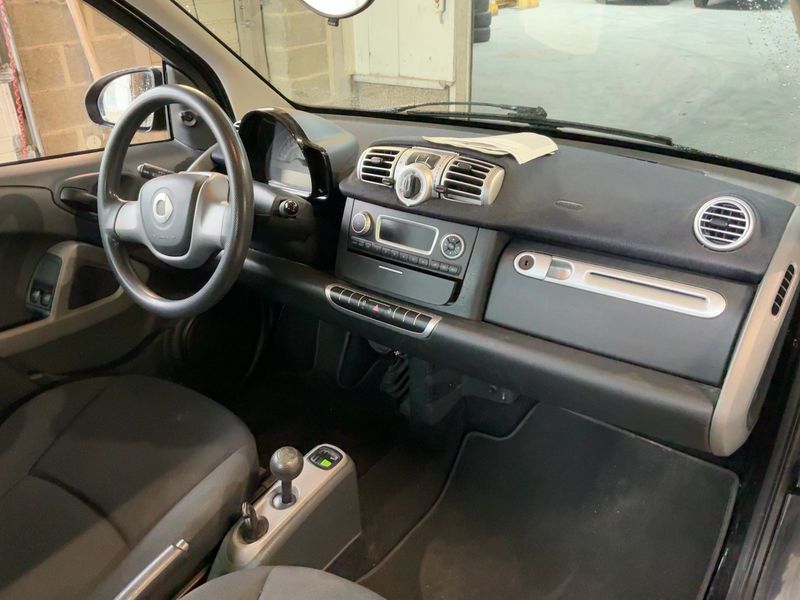 Smart fortwo 1.0 Micro Hybrid Drive pure 2011 – снимка 17
