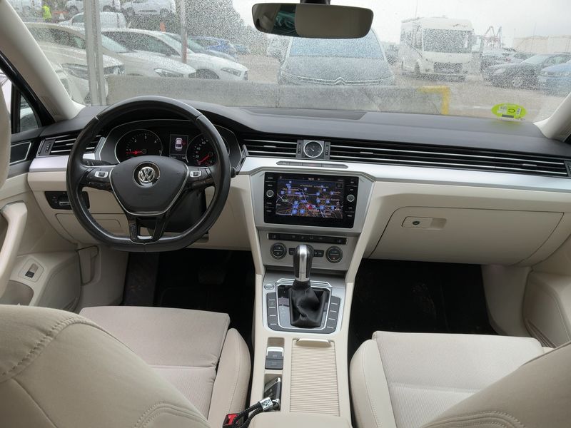 Volkswagen Passat 2.0 TDI Advance BlueMotion Tech 2017 – снимка 17