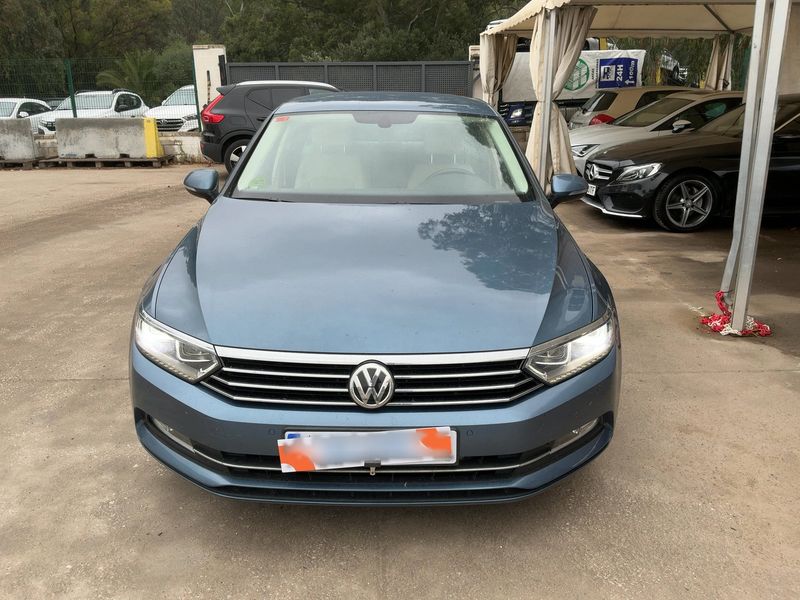 Volkswagen Passat 2.0 TDI Advance BlueMotion Tech 2017 – снимка 14