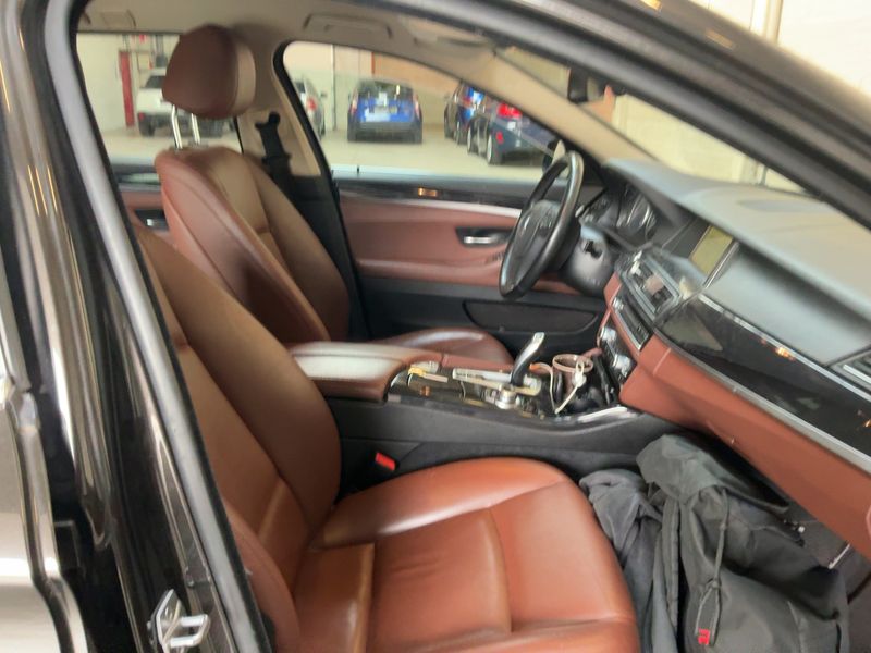 BMW 5er 520d 2015 – снимка 16