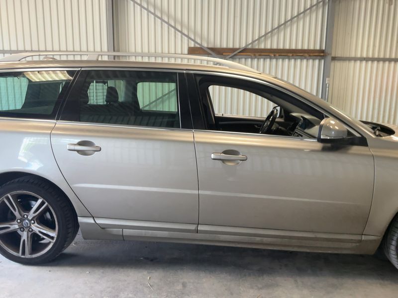 Volvo V70 2.0 D3 Summum 2016 – снимка 10