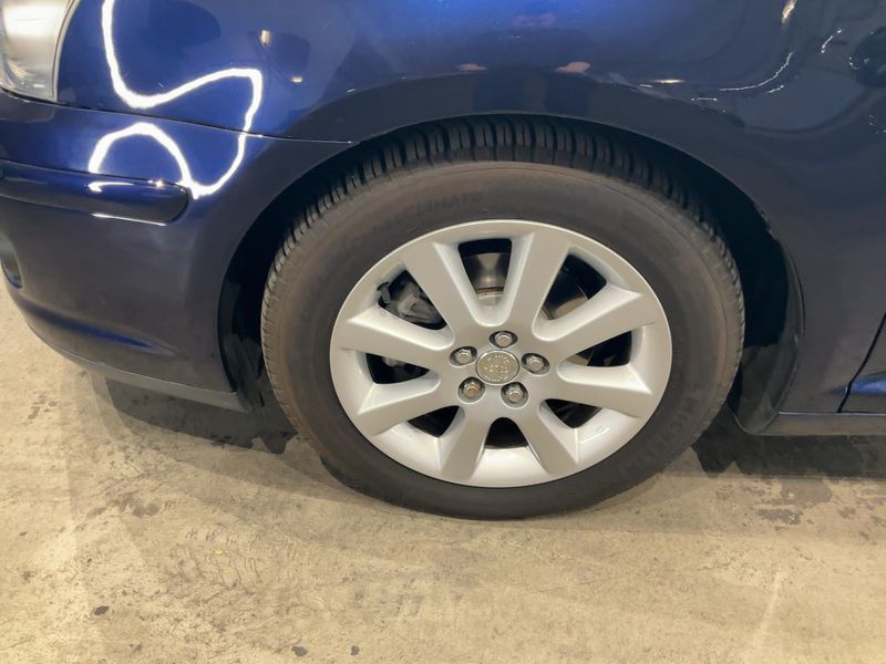 Toyota Avensis 1.8 Executive 2006 – снимка 3